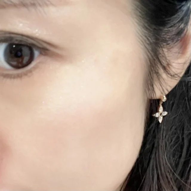 セザンヌ・限定カラーパールグロウハイライト