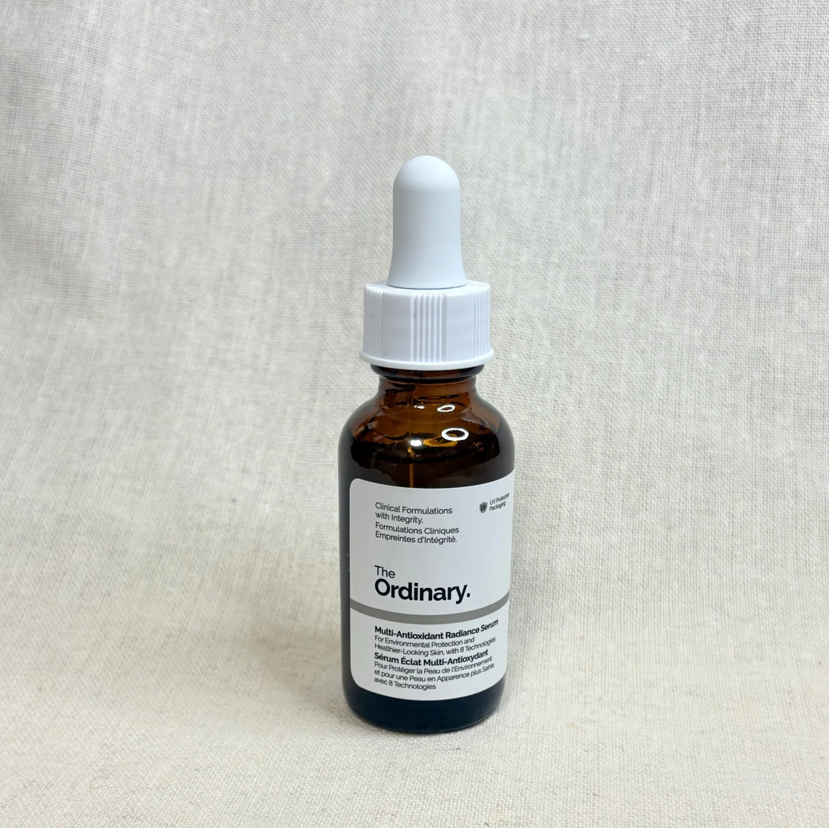 くすみやすい大人肌に若々しいオーラを　スキン ラディアンス サポート セラム　30mL ￥2420／オーディナリー