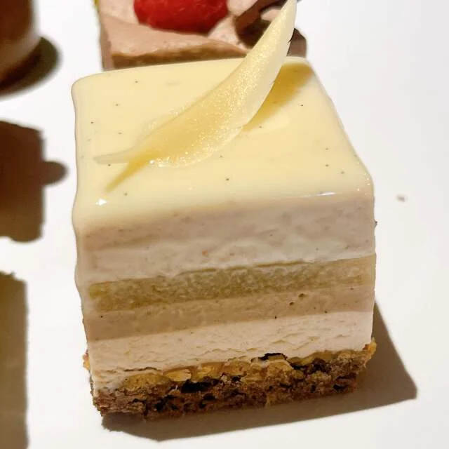 BEYOND SWEETSのクリスマスケーキ画像