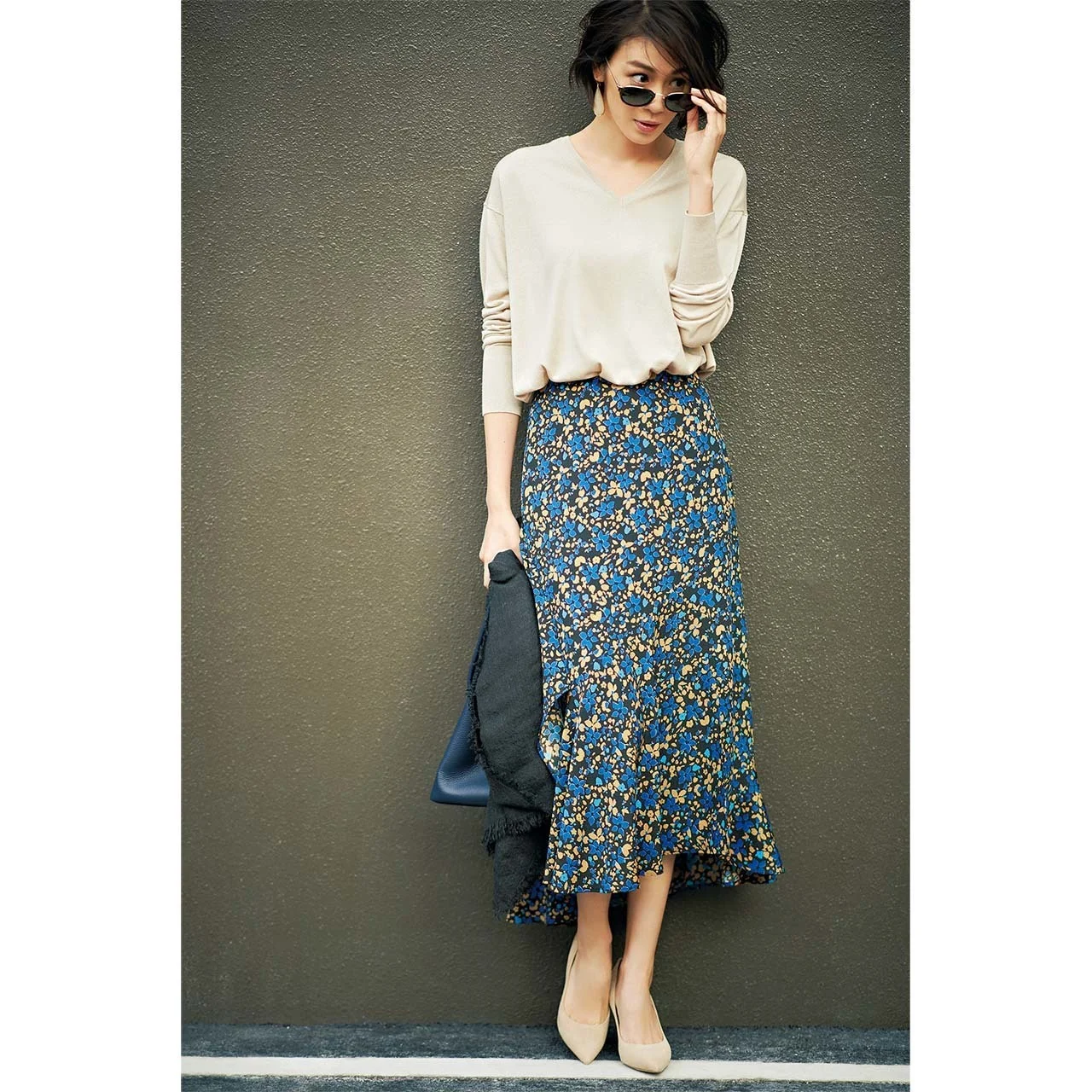 40代のコーデが華やぐ、大人に似合う花柄スカート4選 | アラフォーファッション