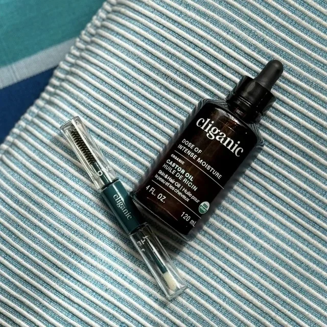 “隠す”から“整える”へ。大人の肌を格上げする、美女組のお気に入りコスメ７選_1_16