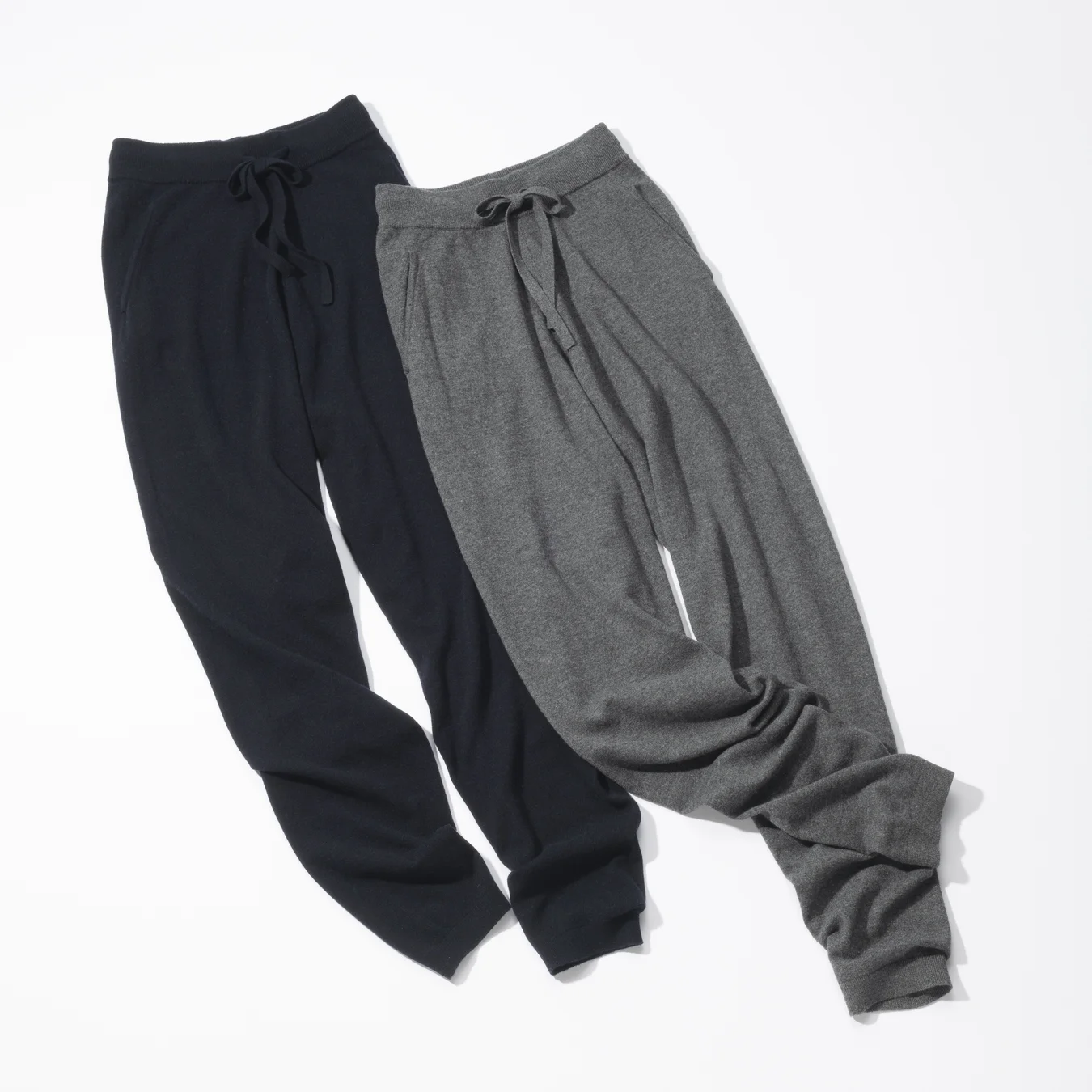  ebureのカシミアニットキャミソール