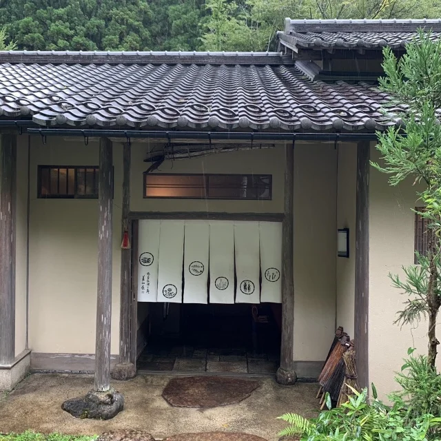 長年の憧れの宿、京都鞍馬の美山荘に宿泊。静謐な里山で本物の贅沢を味わいました。_1_2