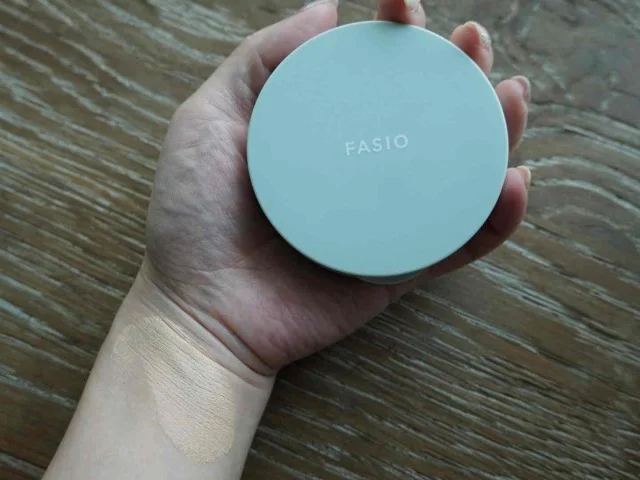 カバー力もありながらナチュラルな仕上がりに。