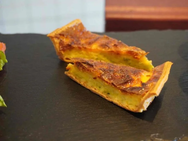 桜エビのキッシュ 