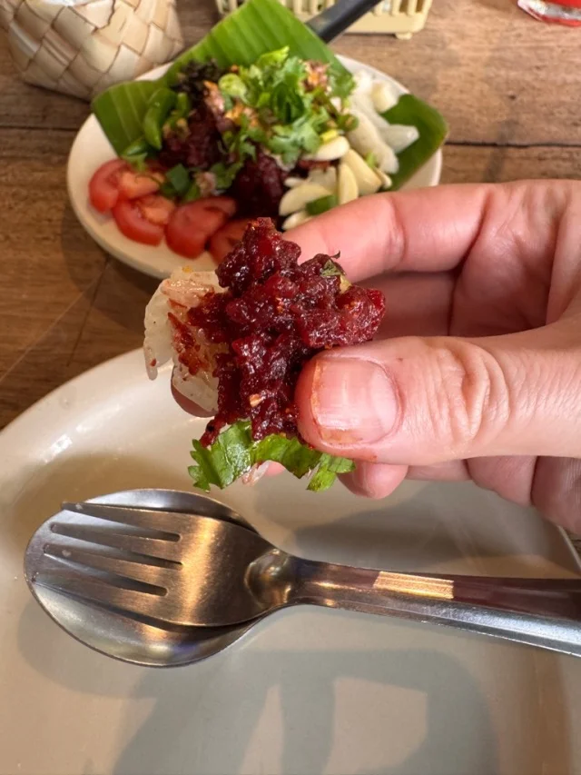 チェンマイで挑んだ禁断の一皿、【生肉のラープ】実食の記録。_1_17