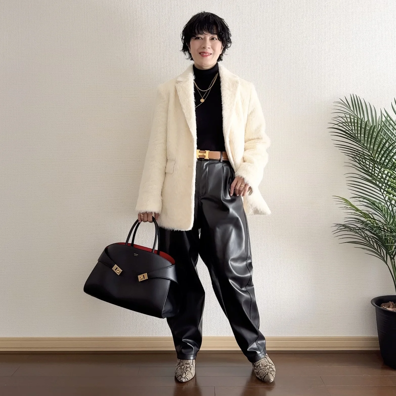 40代のための「冬の白コーデ」入門｜無理しないエレガントコーデの作り方