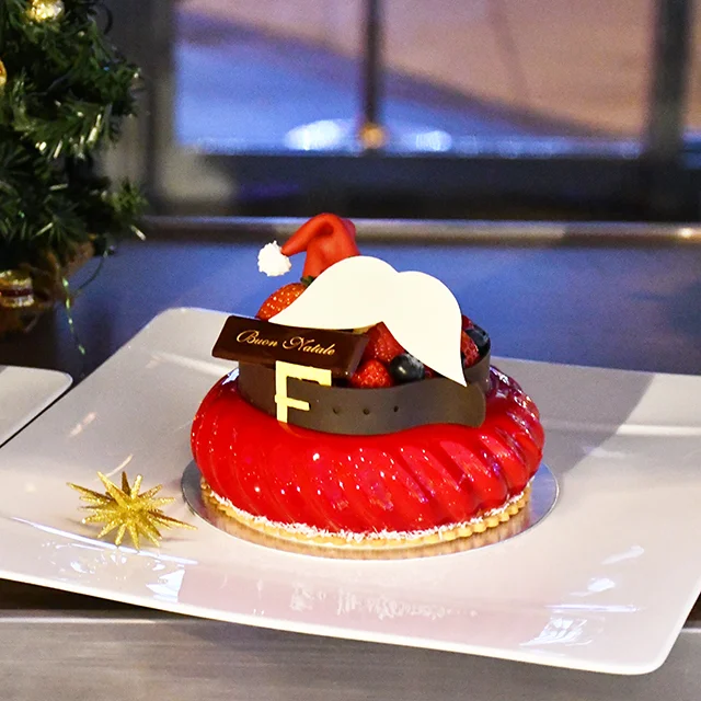 GRAND HYATT TOKYO　グランド・ハイアット 東京　2025 Christmasクリスマスケーキ＆ブレッド　六本木グルメ　ホテル女子会　ホテルスイーツ　港区グルメ　GrandHyatt