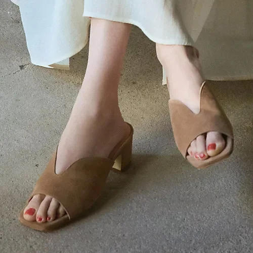 FABIO RUSCONI スエード太ヒールサンダル