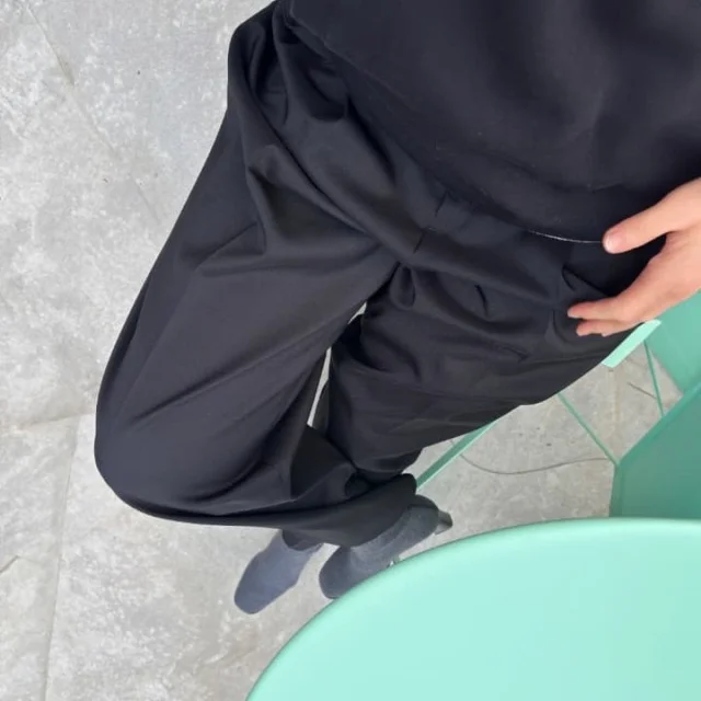 40代の下半身デブ悩みを蹴散らす“M7daysサスペンダー付きタックパンツ”_1_10-1