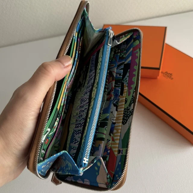 開くたびに気分が上がる。新しい相棒にエルメスのシルクインを！_1_2