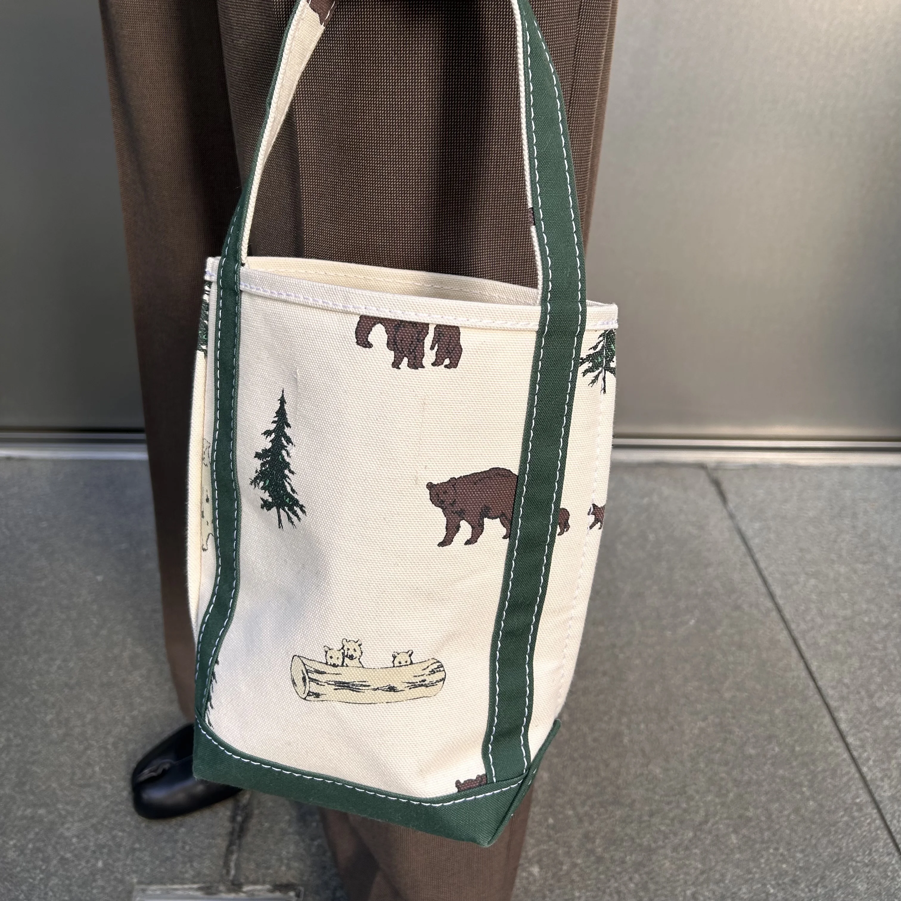 TEMBEA　トート　クマ