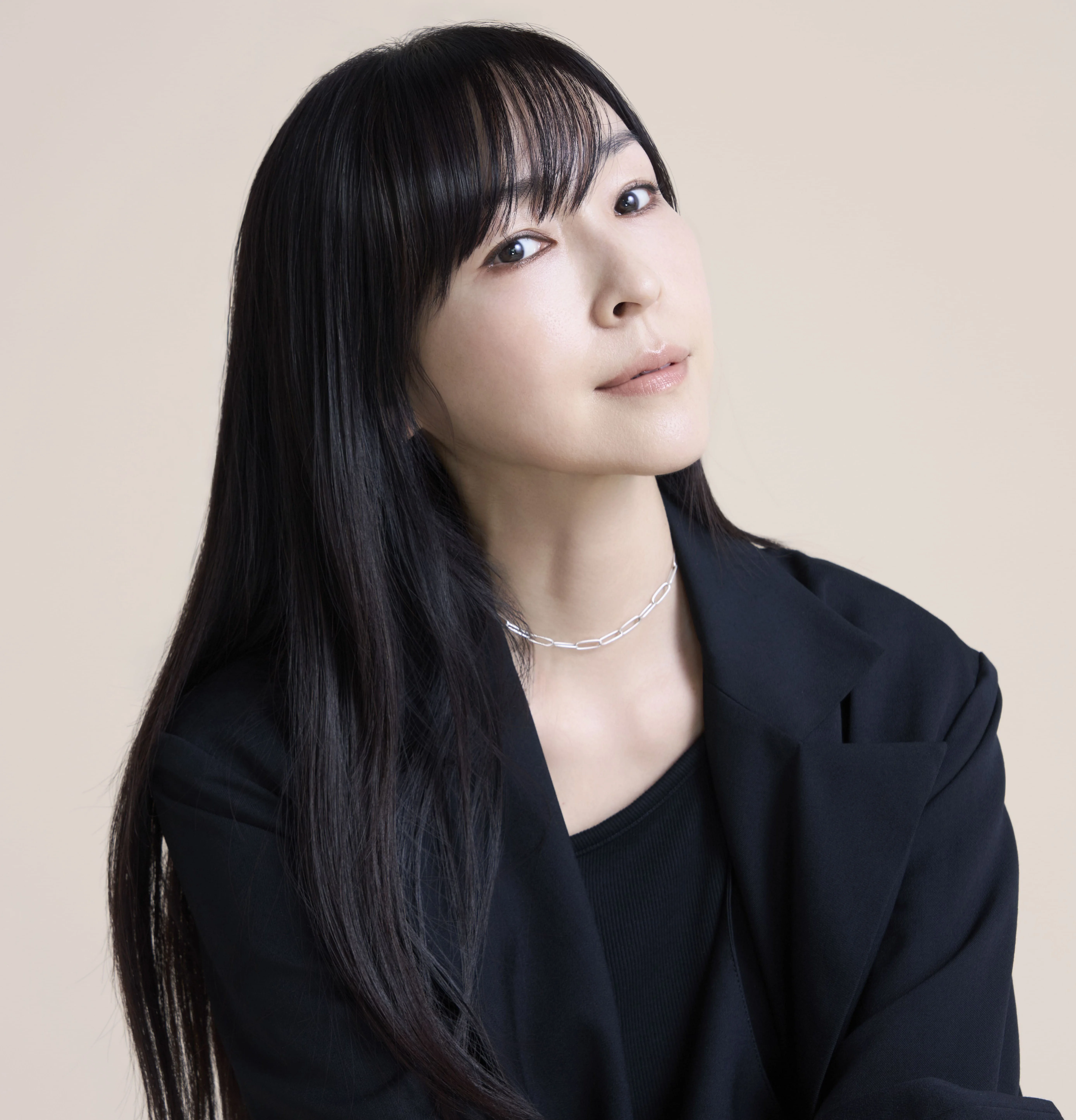麻生久美子さんが語る 「自分の居場所を見つけられて心が軽くなりました」【私の“ここから”#06】