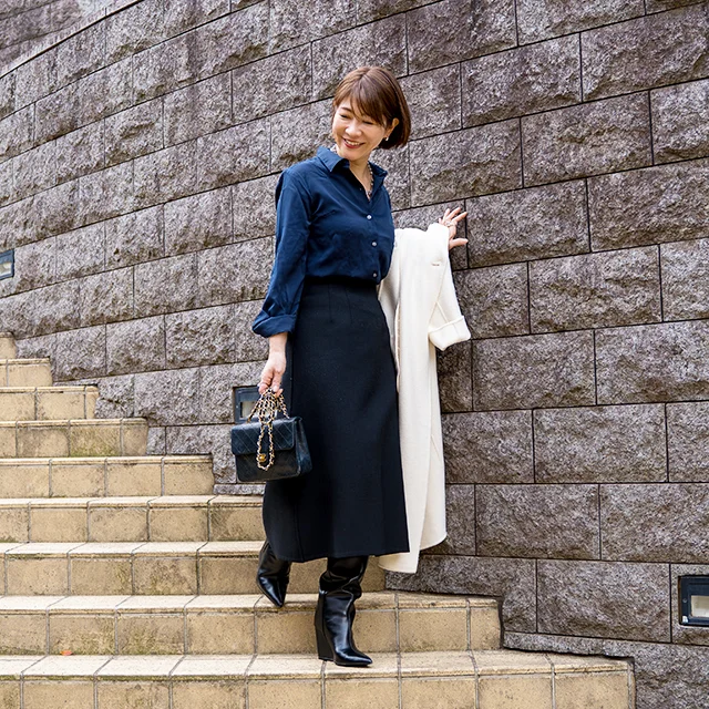 40代きれいめファション　　マリソル美女組　集英社　40代ファッションコーディネート 50 代スカートコート　バナナリパブリックのブラウス　エレンディークのコーディネート　シャネルマトラッセ　女子会コーデ 