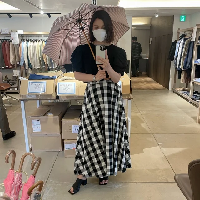 【Traditional Weatherwear】ベージュのレインコートで上品カジュアルな梅雨コーデ♡_1_5