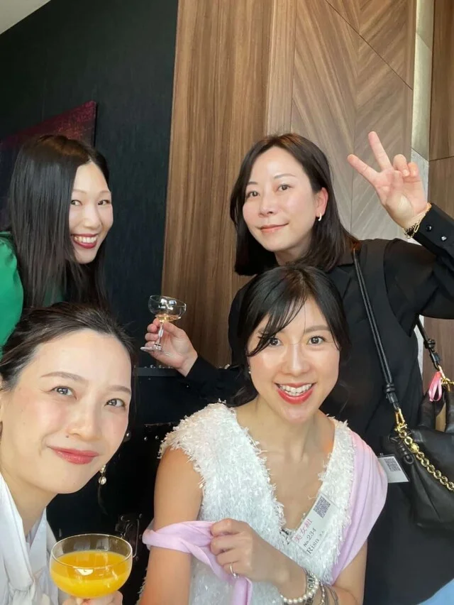 美女組メンバーと