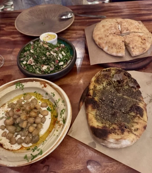 バンコク　レストラン　ママ・ドロレス　Mama Dolores