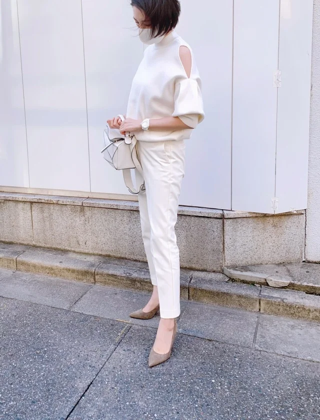 優秀！PLST白パンツで冬の白ワントーンコーデ | ファッション誌Marisol ...