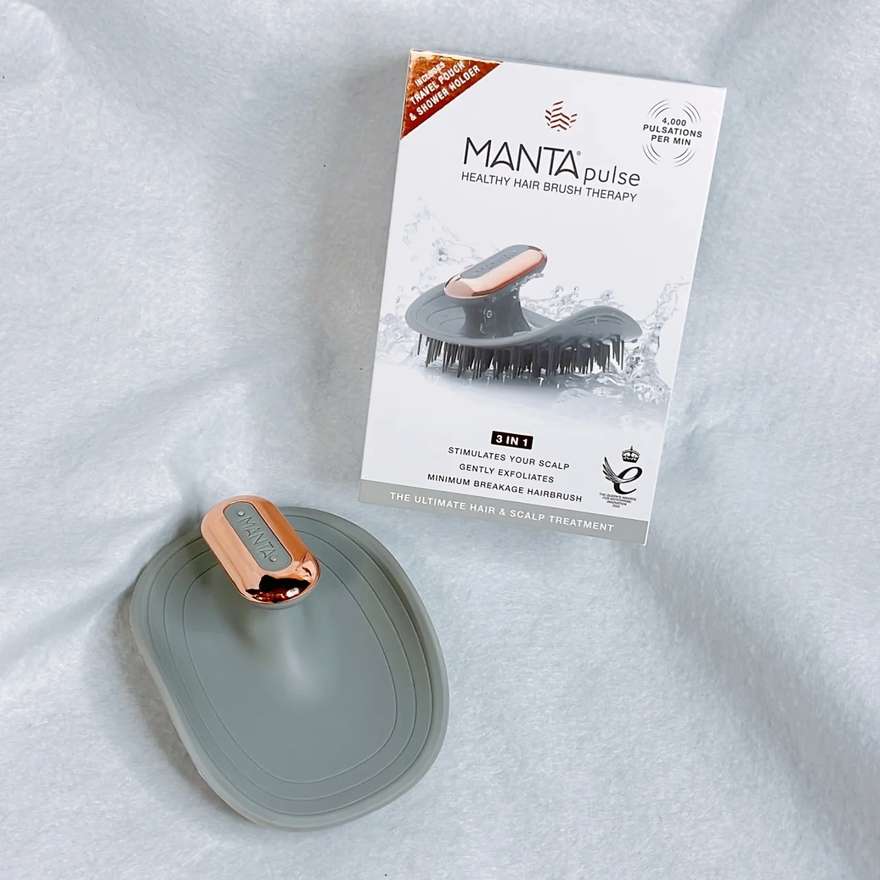 Manta Hair Pulse Hairbrush with Shower Holder & Travel Pouch 