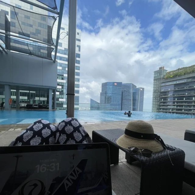 westin屋上プール