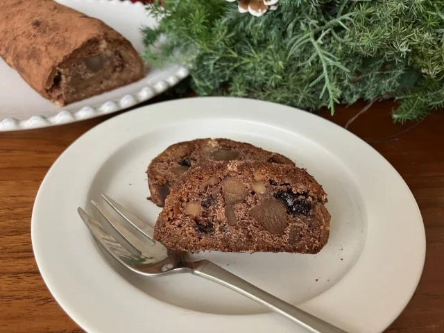 ホリデー気分を盛り上げてくれる！シルバー細フレンチネイルと鎌倉【BREAD IT BE】のシュトーレン_1_7