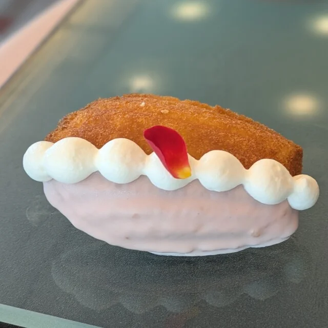 【コンラッド東京】「ピーチアフタヌーンティー"フレッシュ・モーメント"」で桃に溺れるひと時を♪_1_10