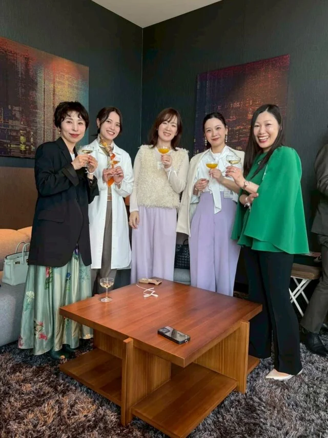 美女組メンバーと