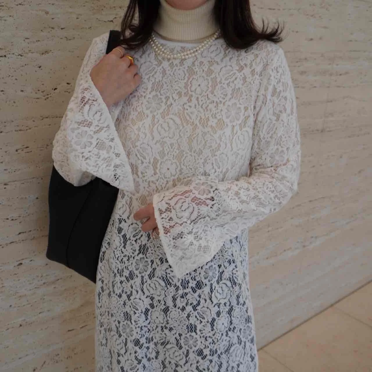 メリノリブタートルネックセーター