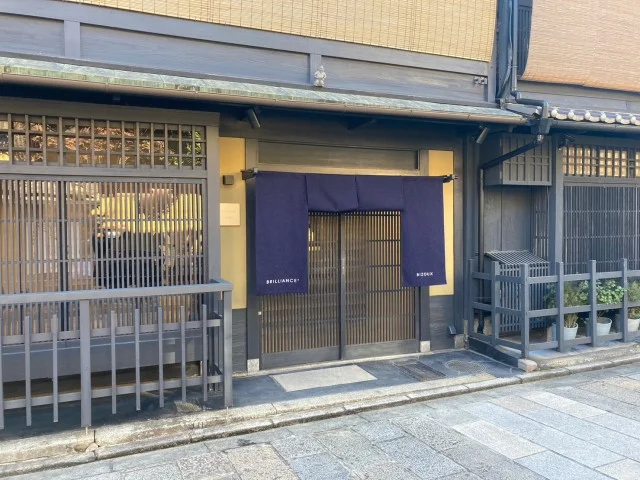 ビジュー京都店（入口）