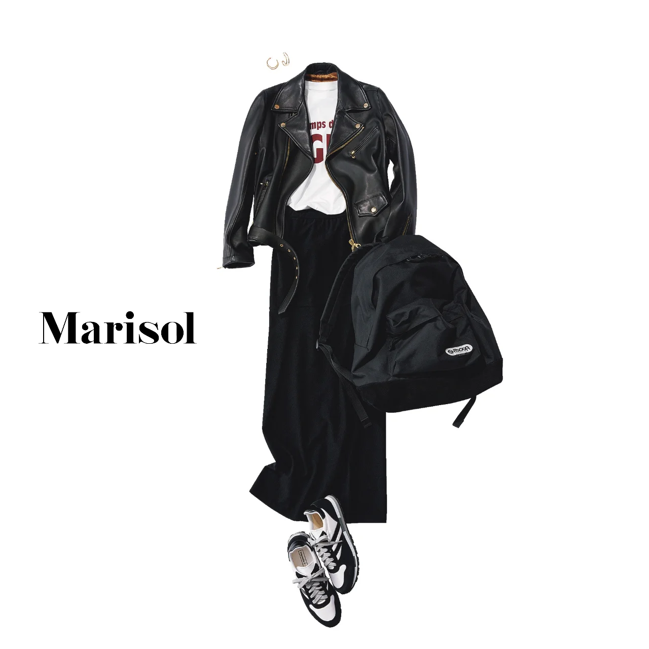 40代ファッション  革ブルゾン×黒パンツコーデ