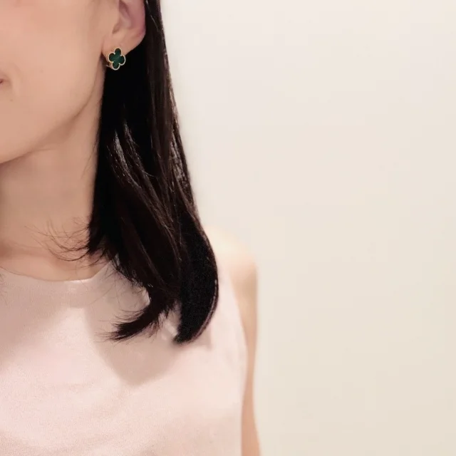 vancleef&amp;arpels、ヴァンクリーフ、アルハンブラ、マラカイト