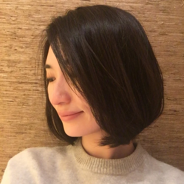 ボブヘアーにしました。