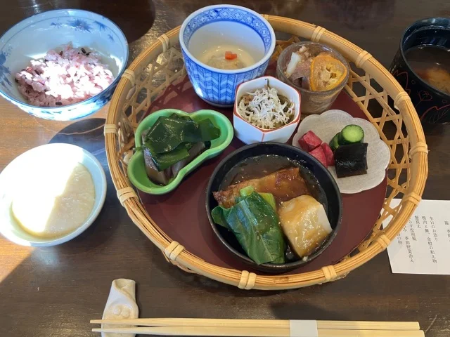 【鎌倉グルメ】緑に囲まれた隠れ家『茶房 空花(そらはな)』の身体整うヘルシー和御膳_1_8