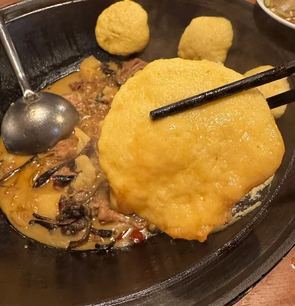 鉄鍋炖 関内