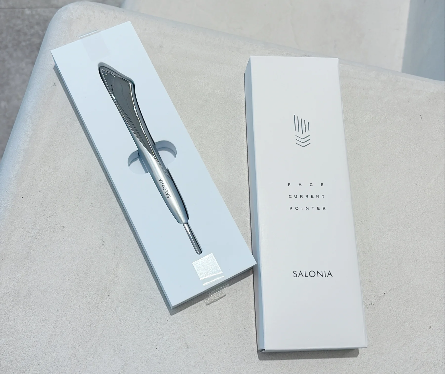 2026　サロニアの新作美顔器「フェイスカレントポインター」
