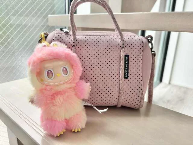 【ラブブ(LABUBU)】ついにGET♡可愛すぎるサイズ感などレビュー!_1_10