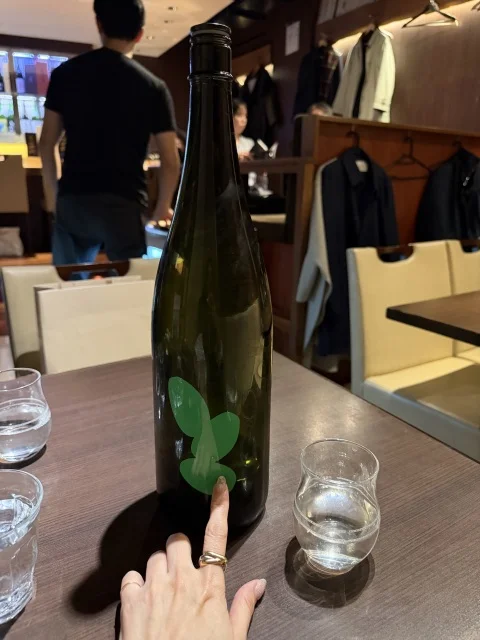 大人女子の隠れ家『頑固おやじ』で、名物“箱ウニ”と極上の日本酒に酔いしれる夜_1_4-1