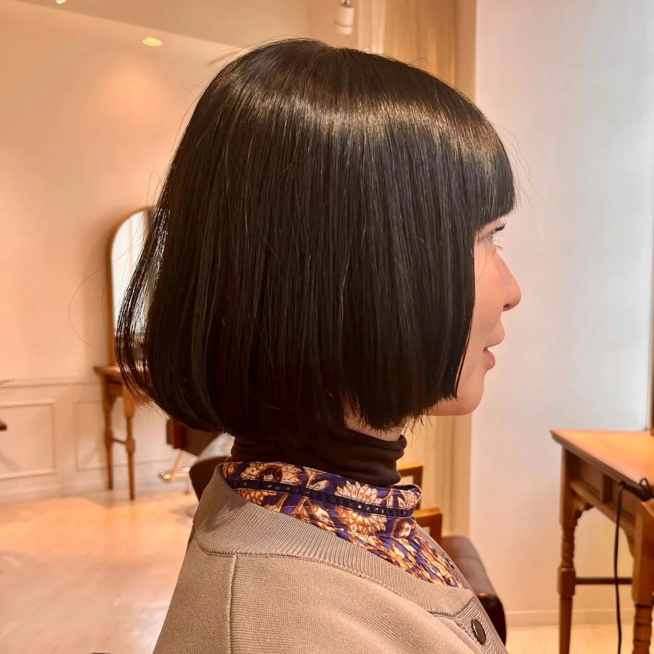 後ろから見た40代に似合う髪型ヘアスタイル人気ランキング10位