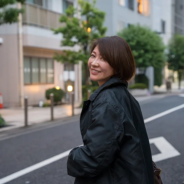 FENDIコート　フェンディ 大人カジュアル　ユニクロコーデ　チノパンコーデ　40代のコートスタイル