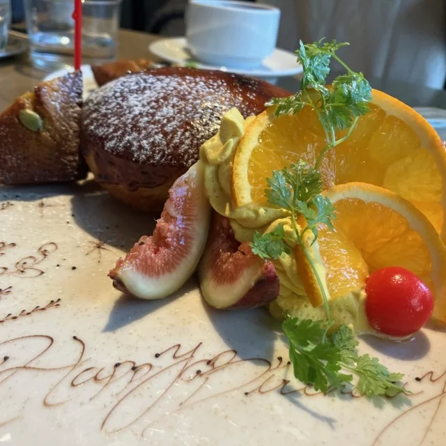 グレーのワントーンコーデ【ELENDEEK（エレンディーク）】新作ジャケットでお誕生日ランチへ_1_10-2