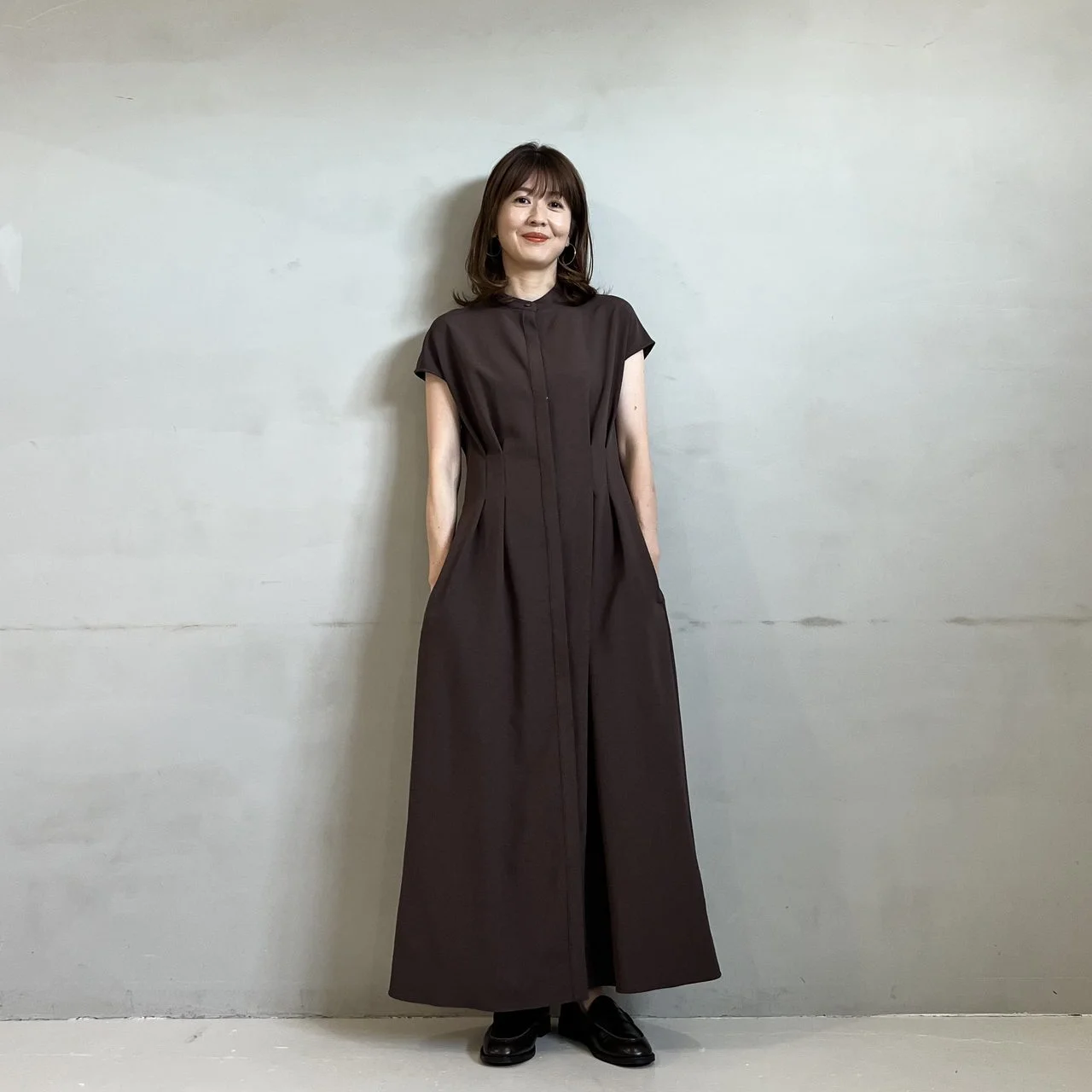 すっきり見えウエストタックワンピース　サイズ38