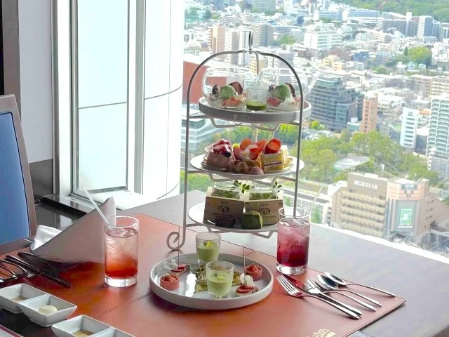 「ストロベリー＆抹茶アフタヌーンティー」