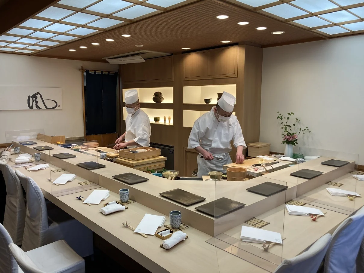 コスパ最高！新春食初めは鮨十＠西麻布で♪