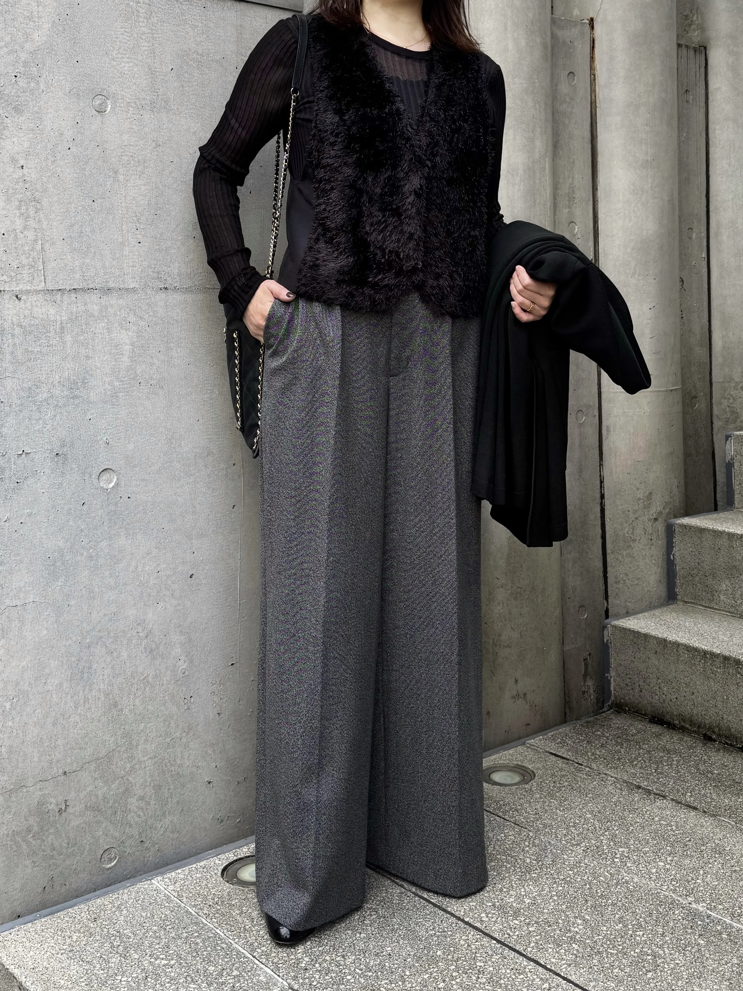 M7days 裏起毛セミワイドタックパンツ