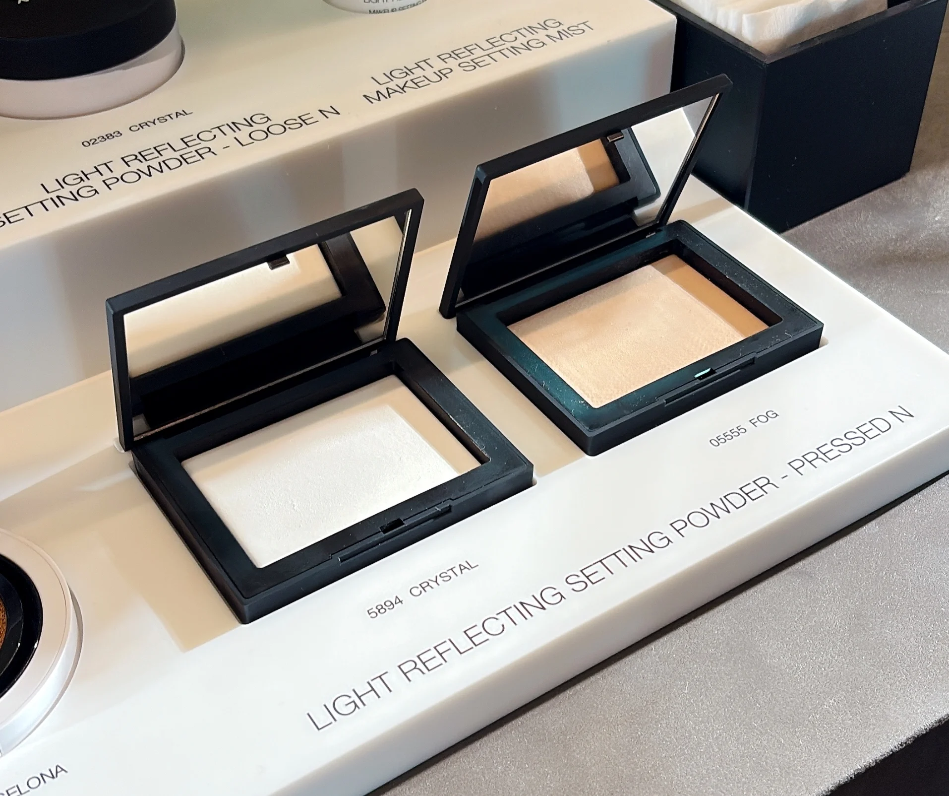 “リフ粉”に新色登場！ NARSの新作コレクションで春を先取り【マーヴェラス原田の40代本気美容 #971】 