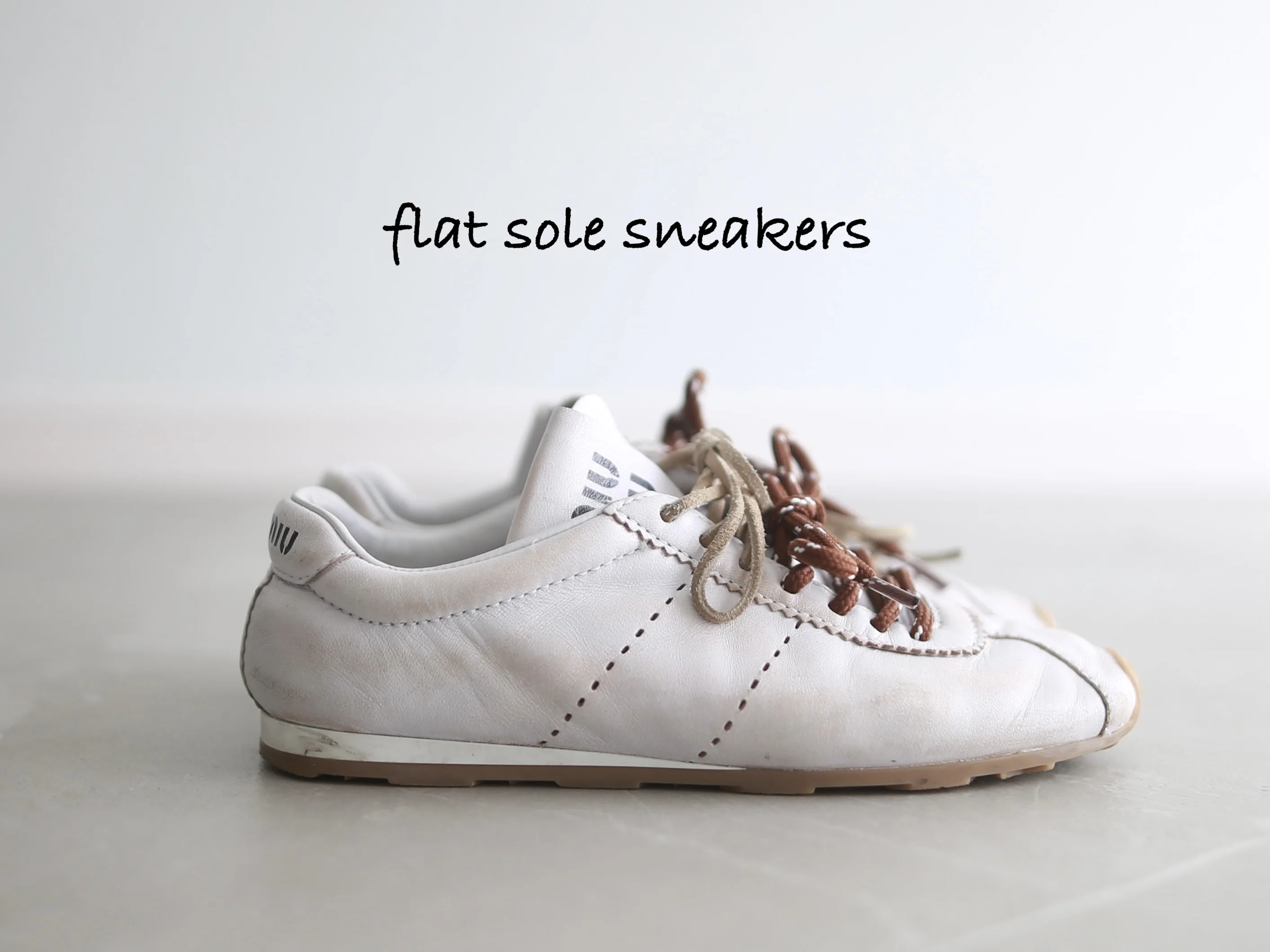 miumiu スニーカー