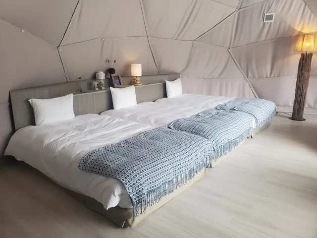 GRAX AREA　ドームテント内