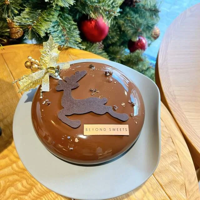 BEYOND SWEETSのクリスマスケーキ画像