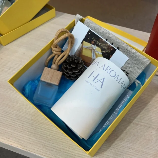 【冬デニム】upper hights×uncrave コラボGジャンが主役の海辺の休日スタイル_1_12-2