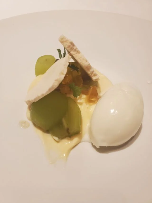 トラヴィーニュディナーコース料理、新潟食材を使った洋食とワインペアリング